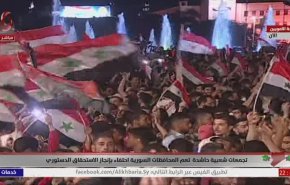 جشن مردم سوریه پس از اعلام پیروزی بشار اسد در انتخابات ریاست جمهوری+عکس و فیلم