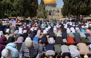 برپایی نماز جمعه در مسجدالاقصی با حضور ده ها هزار فلسطینی/شهادت یک نفر و زخمی شدن ده ها فلسطینی توسط صهیونیستها در کرانه باختری
