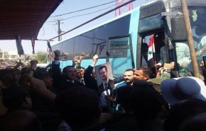 الرئيس الاسد يفي بوعده.. اطلاق سراح معتقلي دوما بريف دمشق