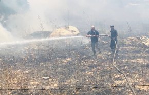 حريق على الحدود اللبنانية الفلسطينية وانفجار الالغام من مخلفات العدو الصهيوني