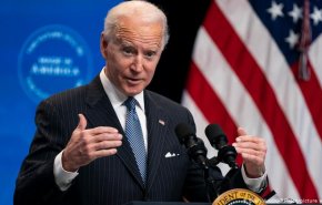 بايدن يتعهد أن يكون “واضحا” مع بوتين بشأن الخلافات