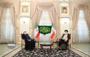 روحاني يلتقي رئيسي لتهنئته بالفوز في الانتخابات الرئاسية