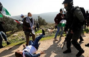 الاحتلال يقمع تظاهرات فلسطينية بالضفة ضد مسيرات أعلام مرتقبة