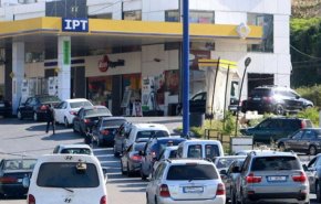 لبنان: طوابير محطات الوقود على حالها والأزمة مستمرة إذا استمر التهريب