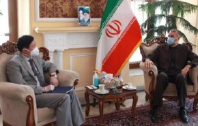 السفير الصيني في طهران يجري مباحثات مع أميرعبداللهيان