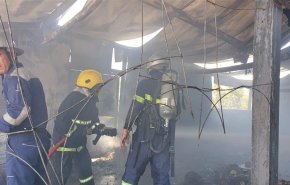 بالصور.. اندلاع حريق داخل مولدات كهربائية في بغداد