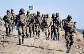 باكستان ترسل قوات عسكرية إلى حدودها مع أفغانستان لمنع عبور المسلحين
