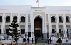 القضاء التونسي يحقق في تلقي 