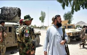شاهد..إحتدام المعارك بين القوات الأفغانية وجماعة طالبان 