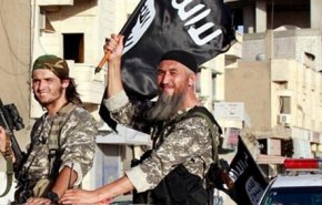 الاحتلال الأمريكي ينقل 40 إرهابياً إلى قاعدته في الشدادي بالحسكة