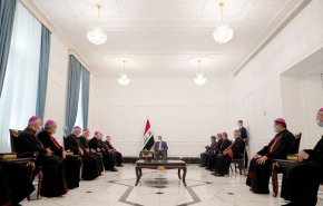 الكاظمي يدعو المهاجرين المسيحيين للعودة إلى العراق