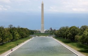 شاهد إغلاق نصب واشنطن التذكاري بعد تعرضه لصاعقة