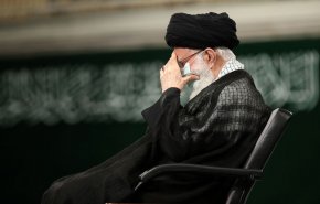اقامة الليلة الثانية لمراسم العزاء الحسيني بحضور قائد الثورة الاسلامية