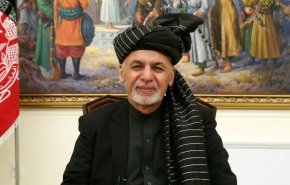 قناة أفغانية تؤكد استقرار أشرف غني مع أسرته في أبوظبي