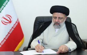 الرئيس الإيراني يوجه رسالة شكر إلى المنتخب الوطني للمصارعة الحرة