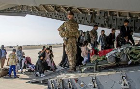 إدارة بايدن قد تجبر شركات الطيران المدنية على نقل من يتم إجلاؤهم من أفغانستان