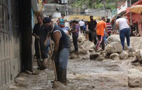الفيضانات تودي بحياة 13 شخصا في غرب فنزويلا