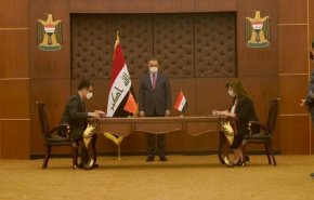 العراق يوقع اتفاقا مع الصين لإنشاء محطات طاقة شمسية