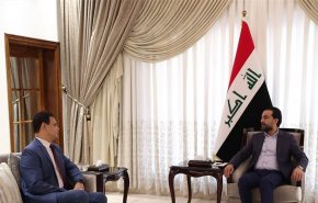 رئيس البرلمان العراقي والسفير المصري يبحثان تعزيز التعاون المشترك