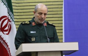 قائد في الحرس الثوري: نرصد تحركات الزمر الارهابية في المنطقة