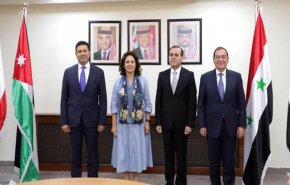 بدء اجتماع وزراء نفط سوريا والأردن ومصر ولبنان في عمّان