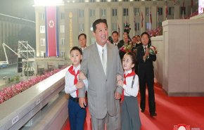 كوريا الشمالية.. لقطات جديدة تؤكد استمرار كيم في فقدان الوزن
