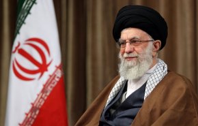 قائد الثورة الاسلامية يهنئ بالعودة المظفرة للمجموعة البحرية الايرانية 75 