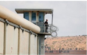 الاحتلال يعزز الجدار الاسمنتي المحاذي لقطاع غزة