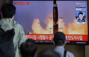الكرملين: نتابع عن كثب الوضع حول إطلاق صواريخ في كوريا الشمالية