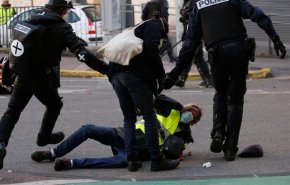 العفو الدولية: الشرطة الفرنسية تتعامل بعنف مع المتظاهرين