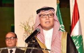 السفير السعودي يغادر لبنان على نحو عاجل للتشاور
