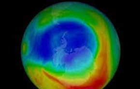 علماء: ثقب الأوزون يتسع ويهدد الحياة على الأرض بتسريب الأشعة فوق البنفسجة