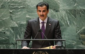 أمير قطر يطالب المجتمع الدولي بعدم مقاطعة 