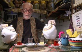 بالفيديو.. أقدم وأصغر مقهى للشاي في طهران
