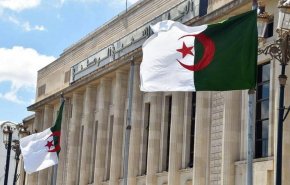 البرلمان الجزائري يمنح الثقة للحكومة الجديدة