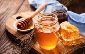 ما كمية العسل التي يسمح بتناولها في اليوم؟

