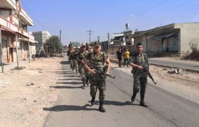 بالصور.. الجيش السوري يعزز نقاطه العسكرية في قرية تسيل