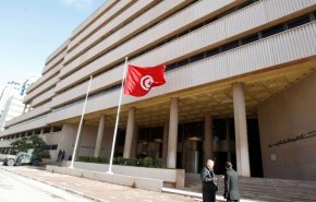 محافظ البنك المركزي التونسي: دول صديقة ستساعد تونس ماليا في أزمتها