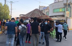 بالصور.. محتجون عراقيون يقررون الاعتصام بالمنطقة الخضراء 
