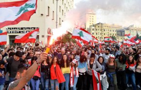 لبنان:تعليق إضراب قطاع النقل العام يوم غد الأربعاء