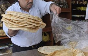 الحكومة اللبنانية تنفي صحة أخبار عن رفع سعر الخبز

