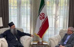 كبير اساقفة صربيا يدعو الى تعزيز العلاقات مع ايران 