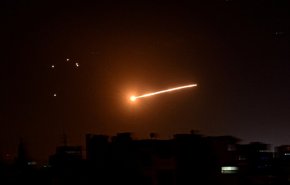 هجوم صاروخي إٍسرائيلي على منطقة في ريف دمشق
