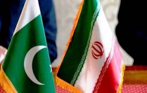 إيران وباكستان توقعان مذكرة تفاهم لإقامة معرض
