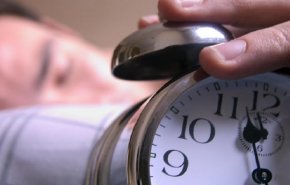 دراسة تكشف عن صلة ساعات النوم بـخطر الإصابة بأمراض القلب! 