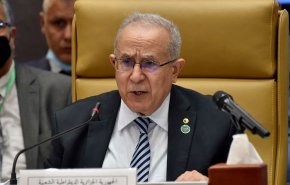 وزير الخارجية الجزائري يرحب بتصريحات فرنسية تحترم بلاده