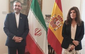 مساعد وزير الخارجية يلتقي نظيرته الإسبانية في مدريد
