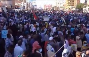 تصاویر جدید تظاهرات میلیونی سودانی ها علیه کودتاگران+ویدیو