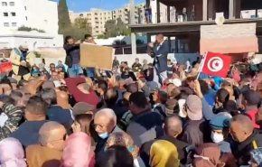 تظاهرات مردم تونس علیه رئیس جمهوری
