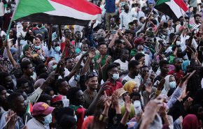 شاهد:المعارضة السودانية تلبي الدعوة للتظاهرات بالعاصمة